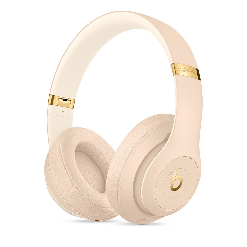 Beats Studio 3 Wireless Headphone (Desert Sand)